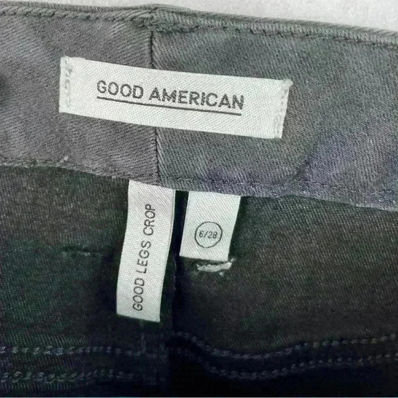 Good American Good Legs Crop - Picture 9 of 10